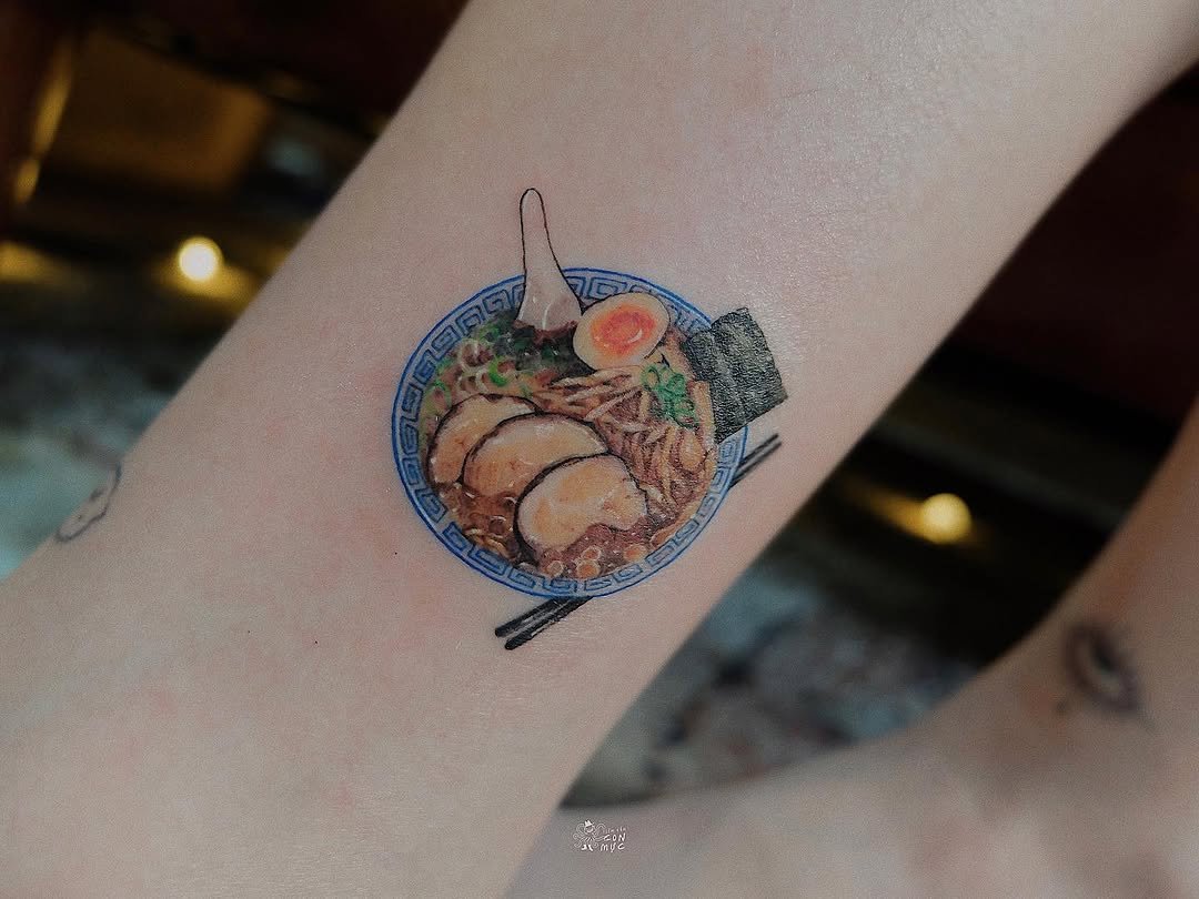 Một cuộc đời bình thường,
là hạnh phúc.
Ít muốn và biết đủ,
là bình yên.
Nếu mình còn an lành,
đó luôn là ngày nắng.
Rồi sẽ lại là những ngày thời tiế