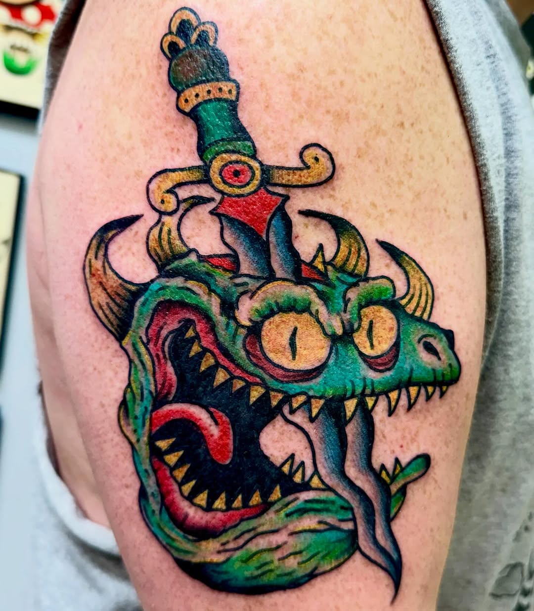 Made some @apoundofflesh  for Christmas presents swipe for those up close teeny tiny dets! #tattoo #tattooartist #customtattoo #dinkydachshundtattoopa