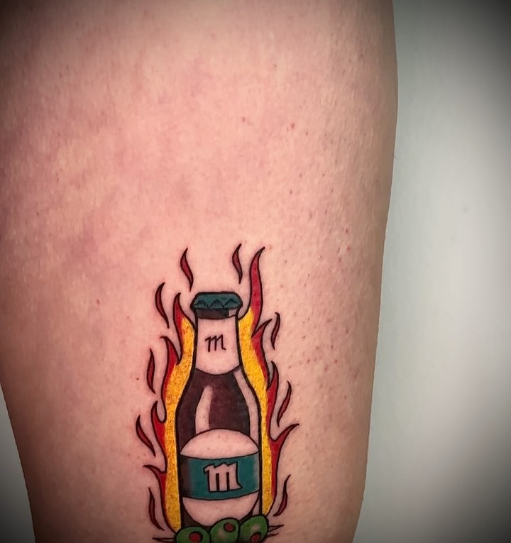 Fría en la mano, fuego en la piel
Escríbeme para Tatuarte 614167831
.
.
.
#tatuadoresenmadrid #tatuajesmadrid #cervezamahou #tradicionaltattoo #madri