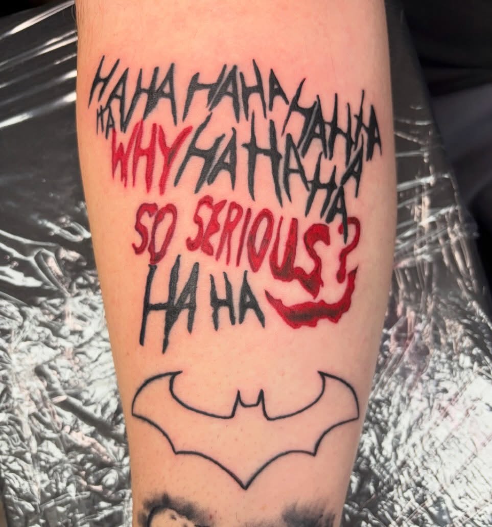 DC Comic Joker & Batman forearm tattoo 

#tattoos #batmantattoo #jokertattoo #dccomics #ink