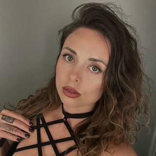 Amina - Soundwave tattoo artist in Los Angeles, United States