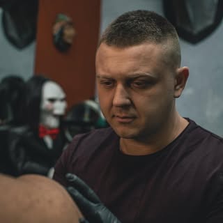 Artur Tattoo karmiel | ארתור קעקועים - Soundwave tattoo artist in Karmiel, Israel