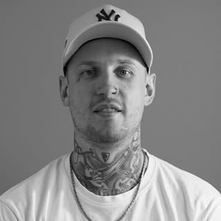 Basti || 39 Tattoo Lüneburg - Soundwave tattoo artist in Lüneburg, Germany