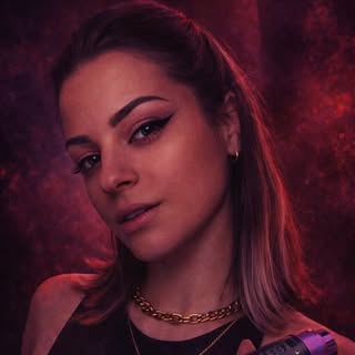 Bloody Luna ☾ Tatoueuse • Foix - Soundwave tattoo artist in Foix, France