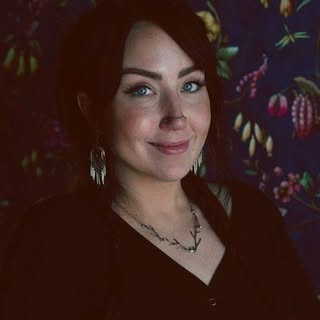 Caitlin Barker - Soundwave tattoo artist in null, United States