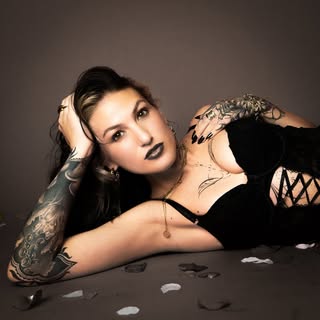 Crystal Thorns - Soundwave tattoo artist in Chicago, United States