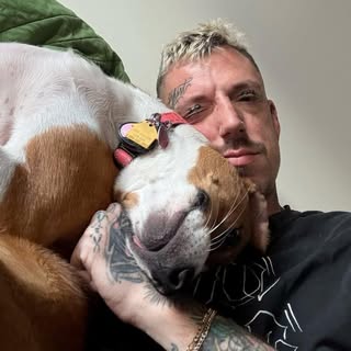 Daniel Tickner - Soundwave tattoo artist in Clay, United States