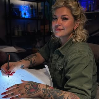 Danielle Cowardin - Soundwave tattoo artist in Richmond, United States
