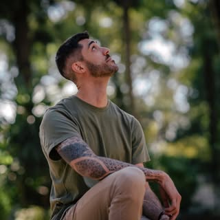 DOTWORK TATOUEUR ⚫ TOULOUSE - Soundwave tattoo artist in Toulouse, France