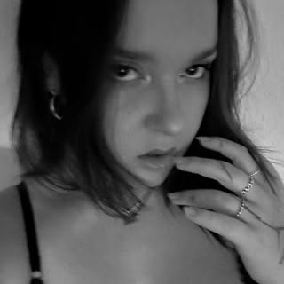 Jennifer Winkler - Soundwave tattoo artist in Zurich, Switzerland