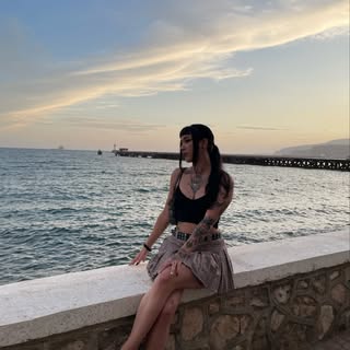 Luna - Soundwave tattoo artist in Barcelona, Spain