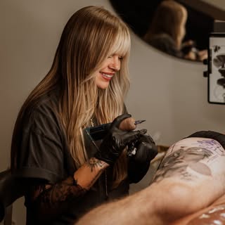N I C H O L E| UTAH TATTOO ARTIST - Soundwave tattoo artist in Utah, United States