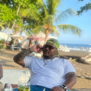 Tattoo Studio Owner/ Artist - Soundwave tattoo artist in Alexandria, United States