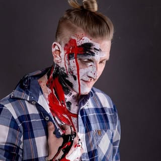 Trash Polka Tattoo & Realistik Tattoo⚫️⚪️ - Soundwave tattoo artist in Berlin, Germany