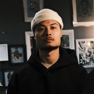 雪莱 - Soundwave tattoo artist in Vienne, France