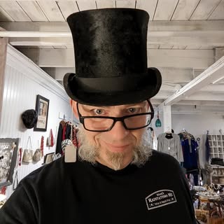 Wave’s Raditattoo Me Tattoo and Tattoo Repair Parlor - Soundwave tattoo artist in Dayton, United States