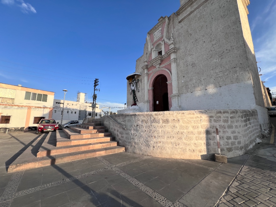 DUPLEX EN VENTA SACHACA