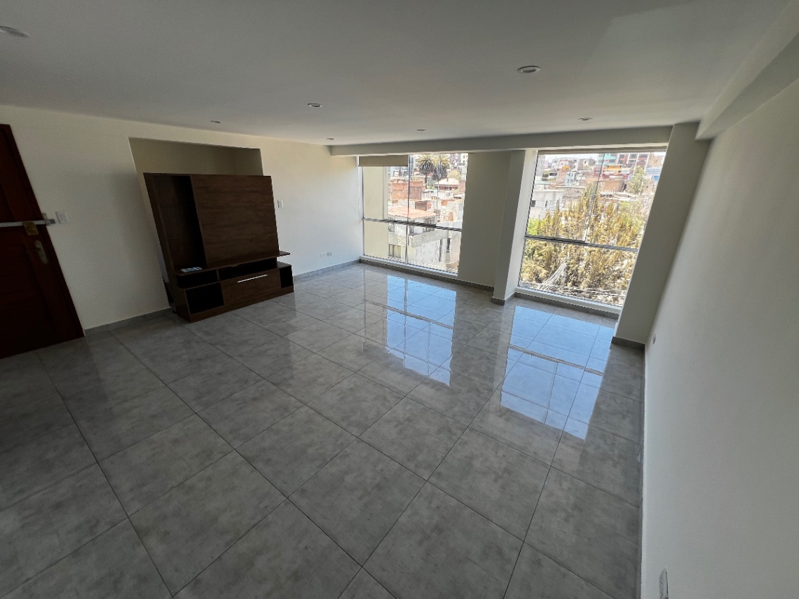 DEPARTAMENTO EN VENTA VALLECITO