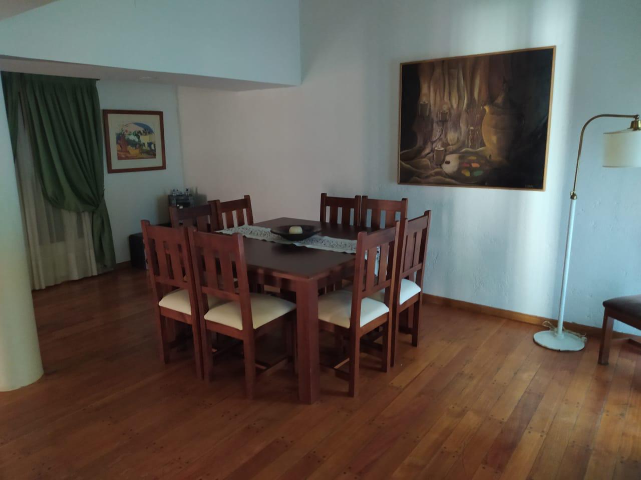 Alquiler De Casa Totalmente Amoblada En Calle Ramón Y Cajal, A Metros De Calle San Luis - Imagen 1