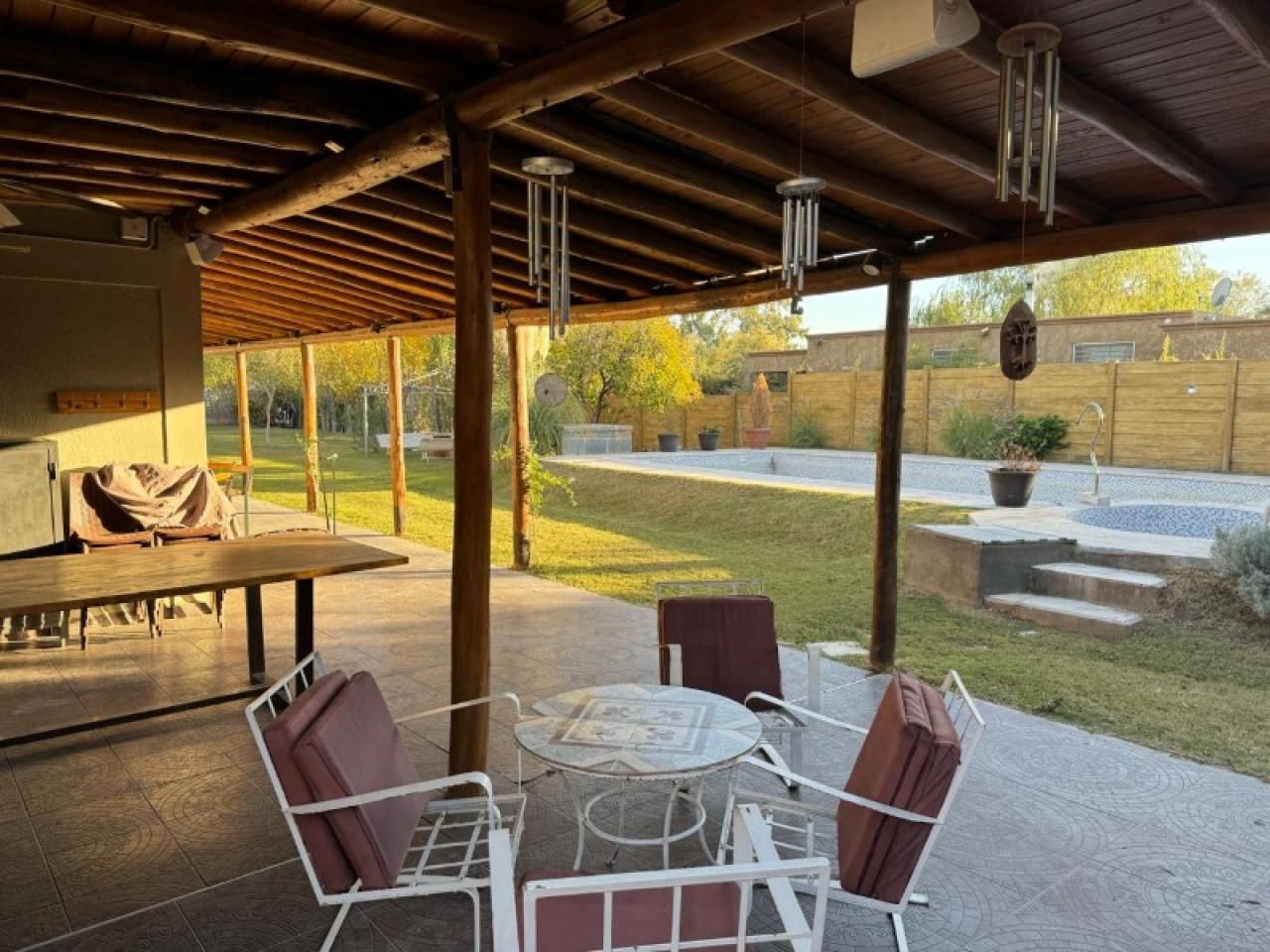 Venta. Hermosa Casa De Fin De Semana En Santa Lucia - Imagen 3