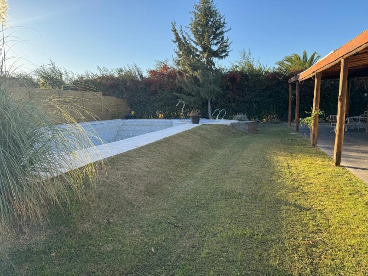 Venta. Hermosa Casa De Fin De Semana En Santa Lucia - Imagen 8