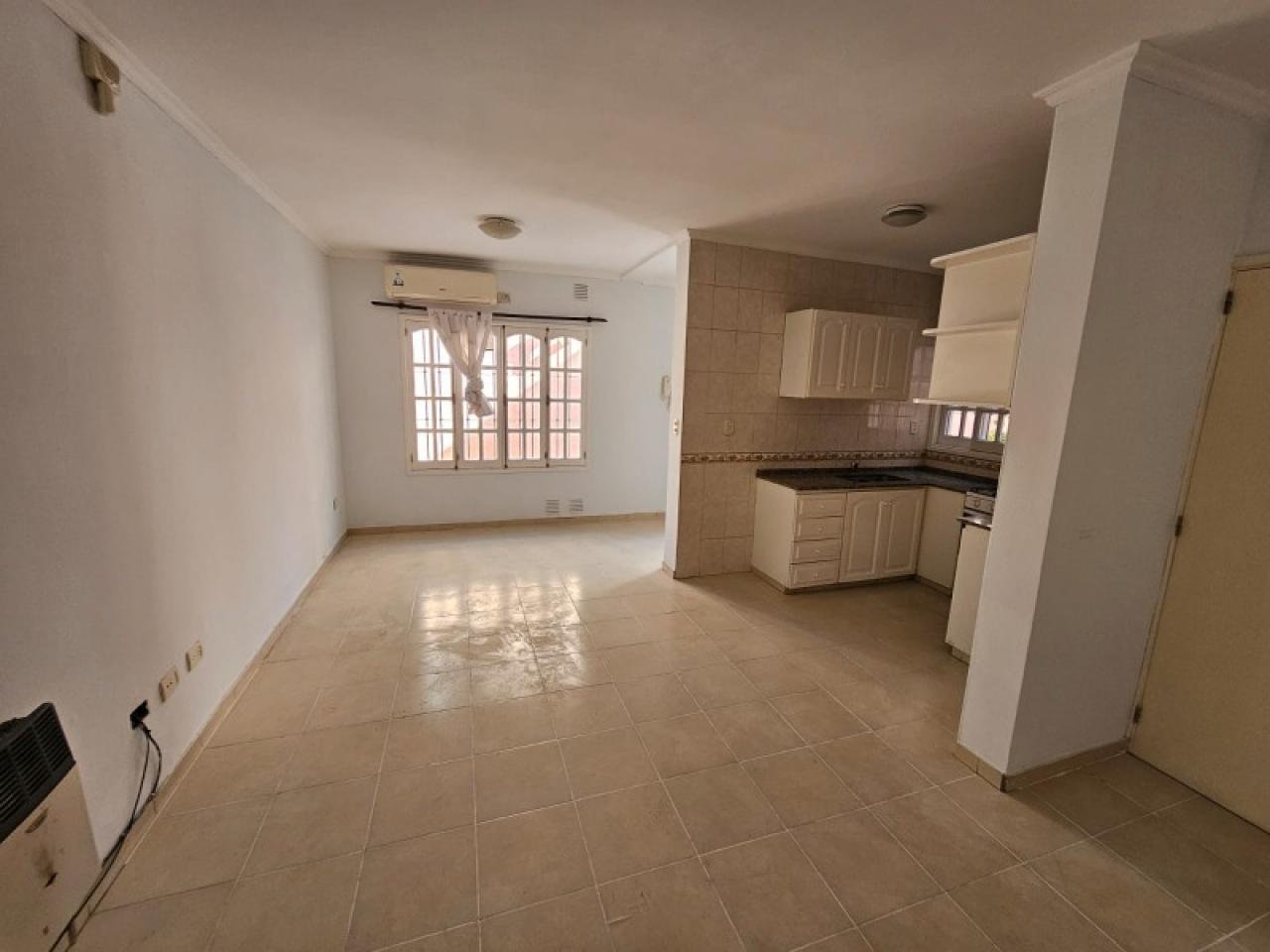 Venta. Hermoso Duplex Con Cochera Alquilado A Pocas Cuadras De Ausonia - Imagen 3