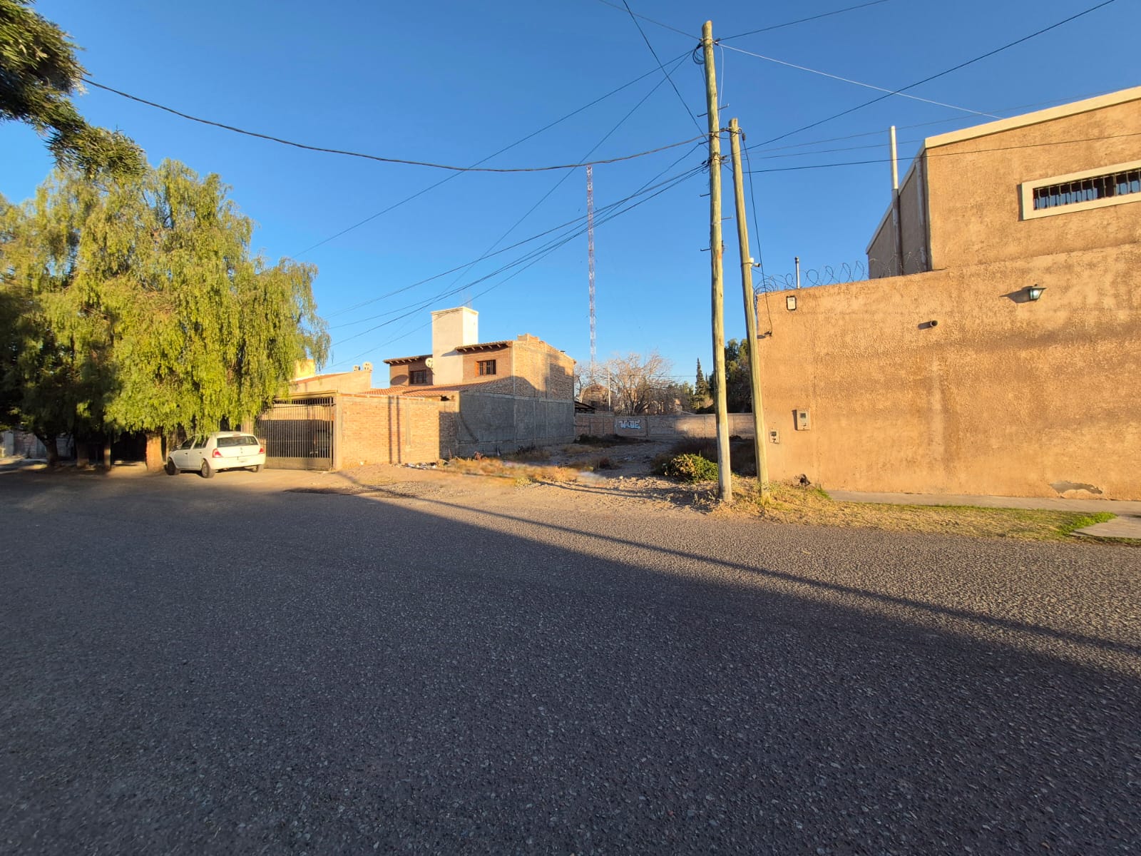 Foto de Terreno en Venta – Excelente Ubicación en San Juan Capital en Los Alemdros Y Scalabrini Ortiz