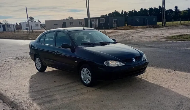 RENAULT MEGANE AUTHENTIQUE