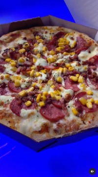 Pizza Baskilho: Muçarela, calabresa, bacon, milho com catupiry ou cheddar. Solicite nas Observações