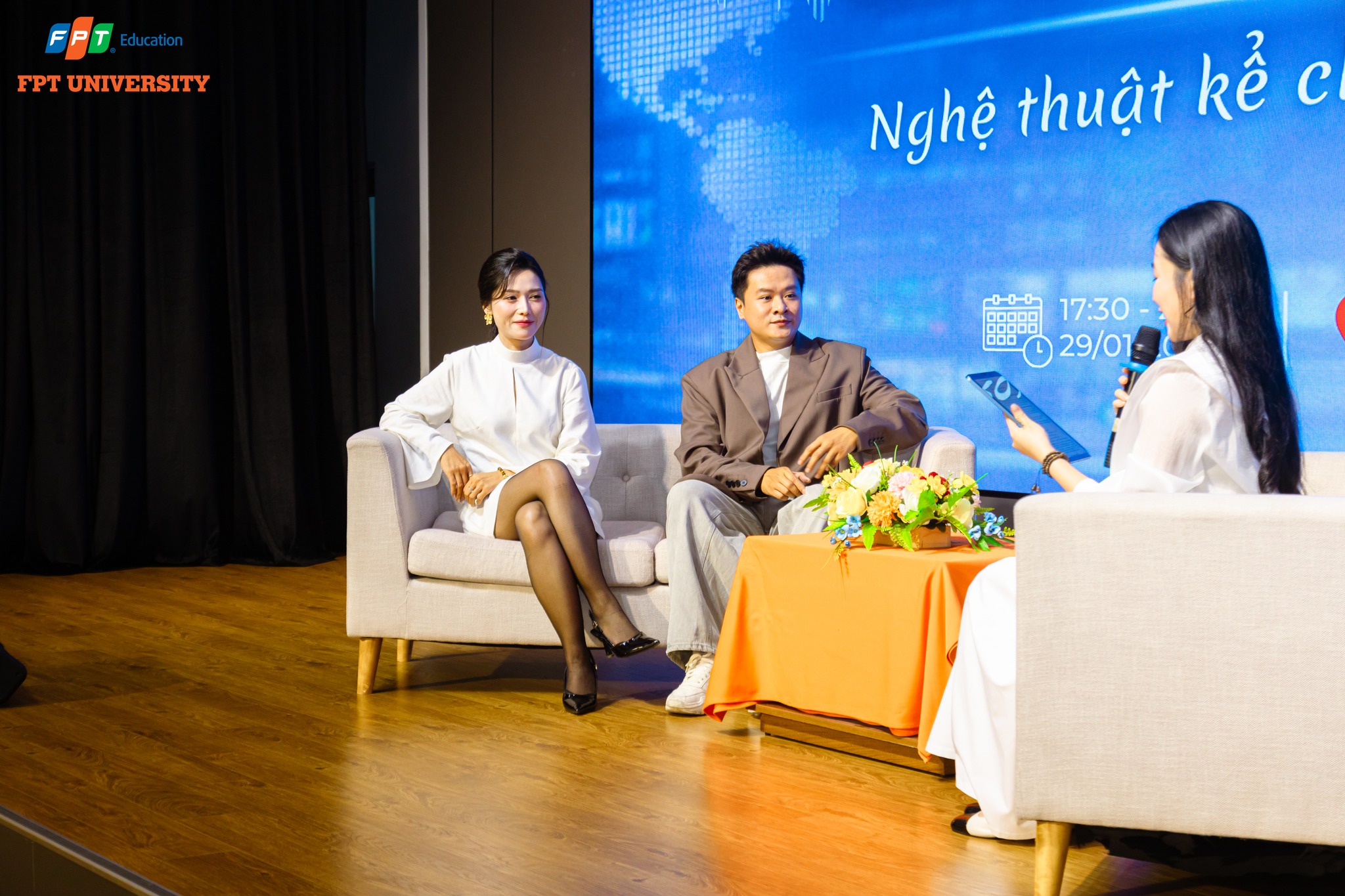 RECAP TALKSHOW: MC THỜI SỰ – NGHỆ THUẬT KỂ CHUYỆN BẰNG THÔNG TIN 