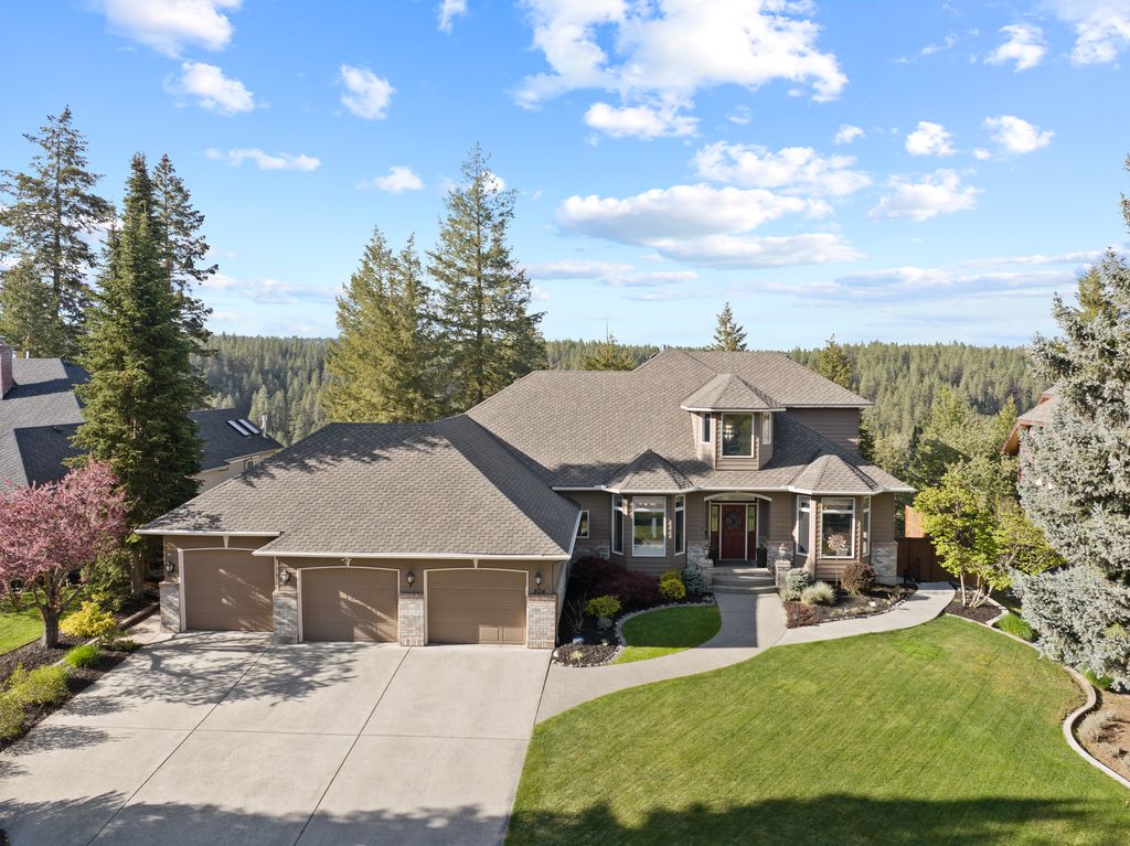 Inside-Spokane-Wilson-1