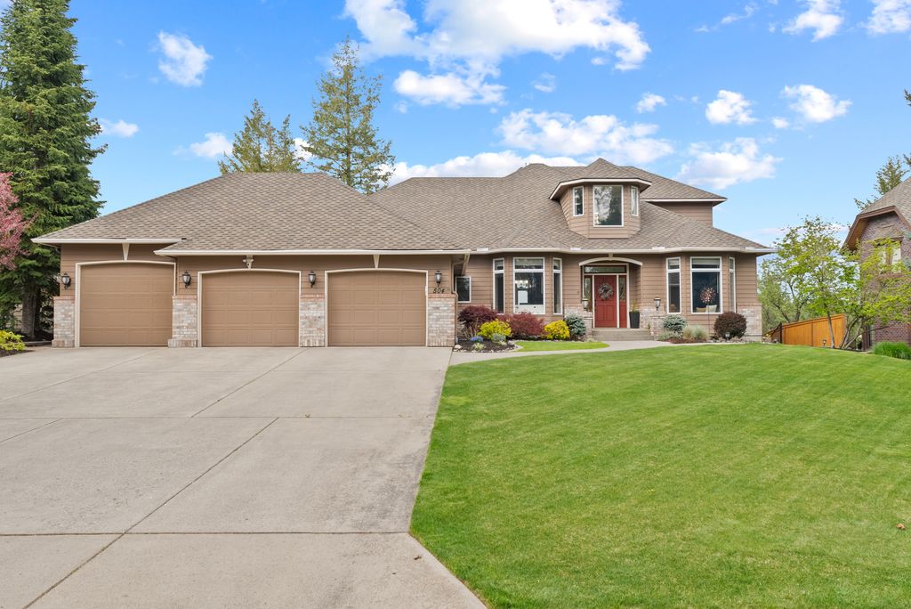 Inside-Spokane-Wilson-2