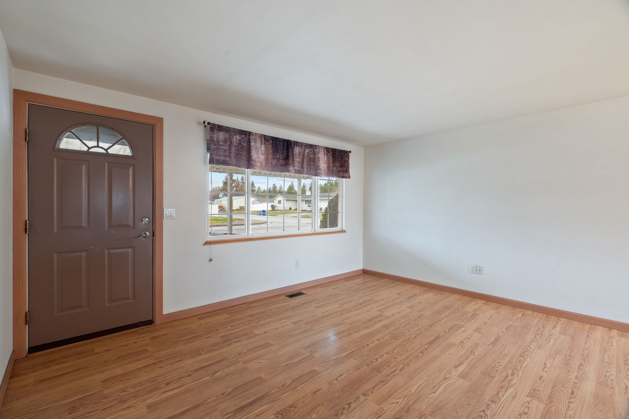 Inside-Spokane-Bates-3