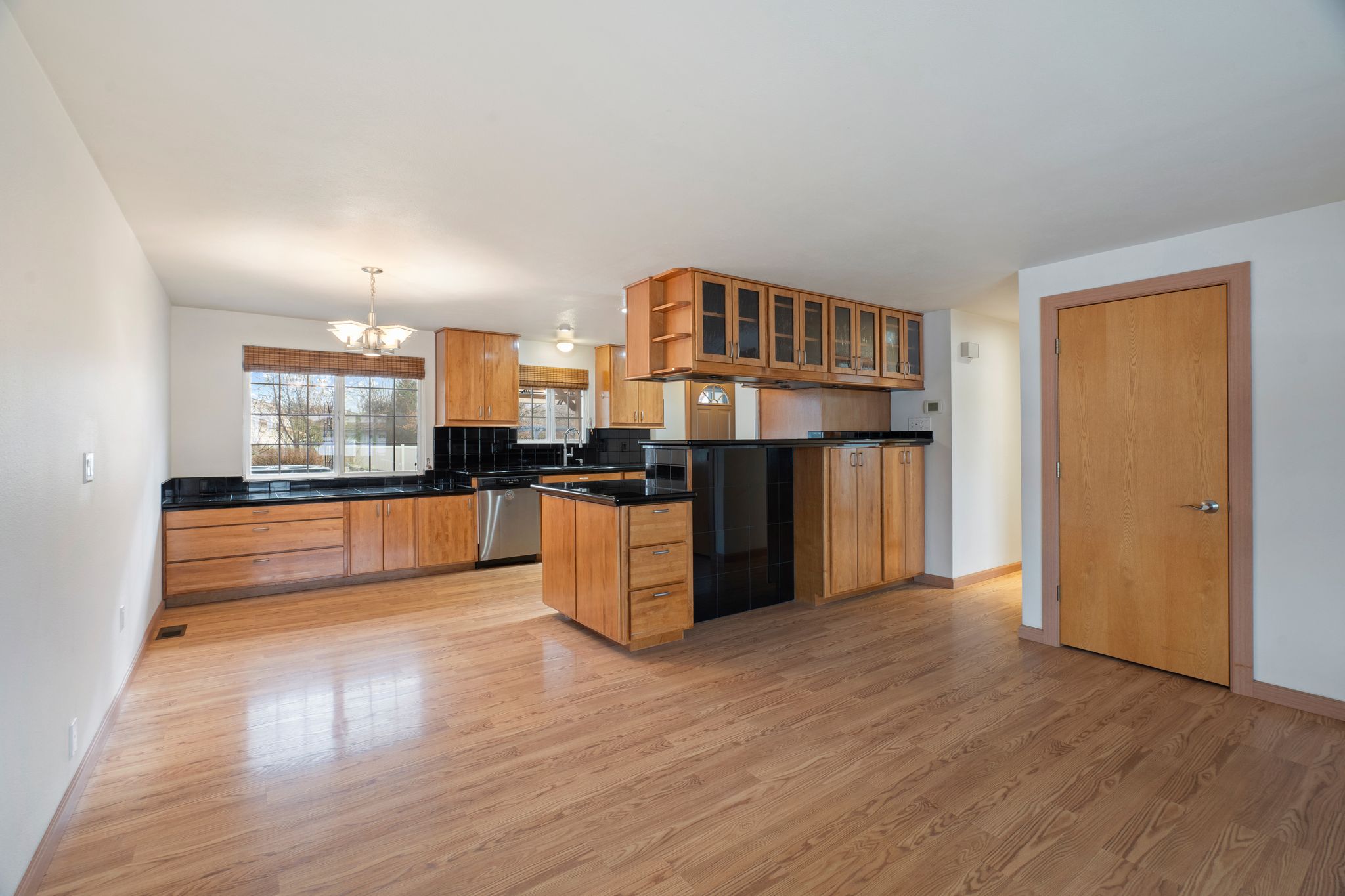 Inside-Spokane-Bates-5