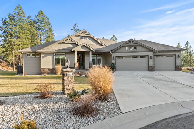 Inside-Spokane-Hazelwood-2