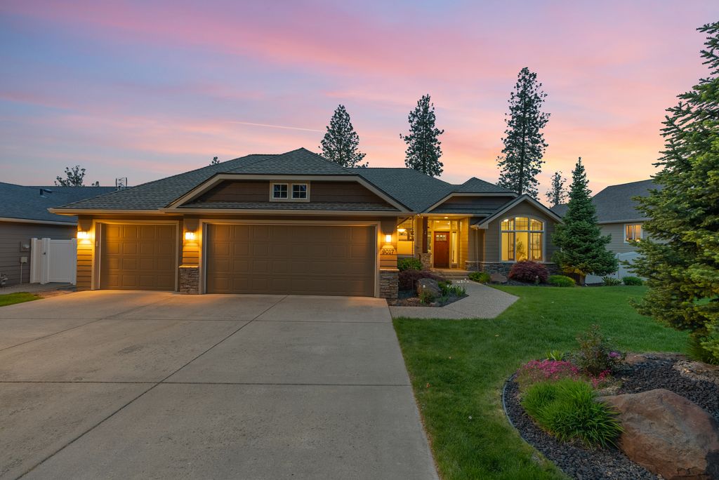 Inside-Spokane-Rosebury Twilight-1