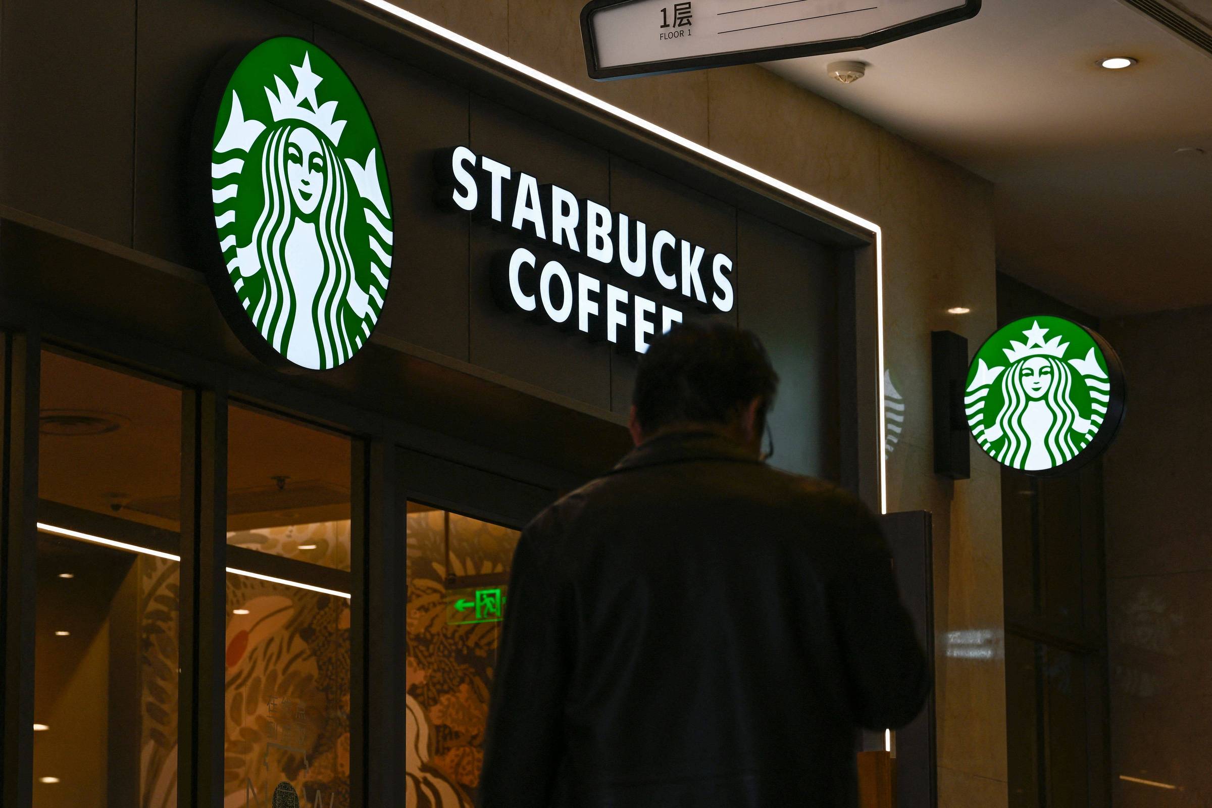 Após crise, Starbucks retoma expansão no Brasil e prevê 32 novas lojas em 2026