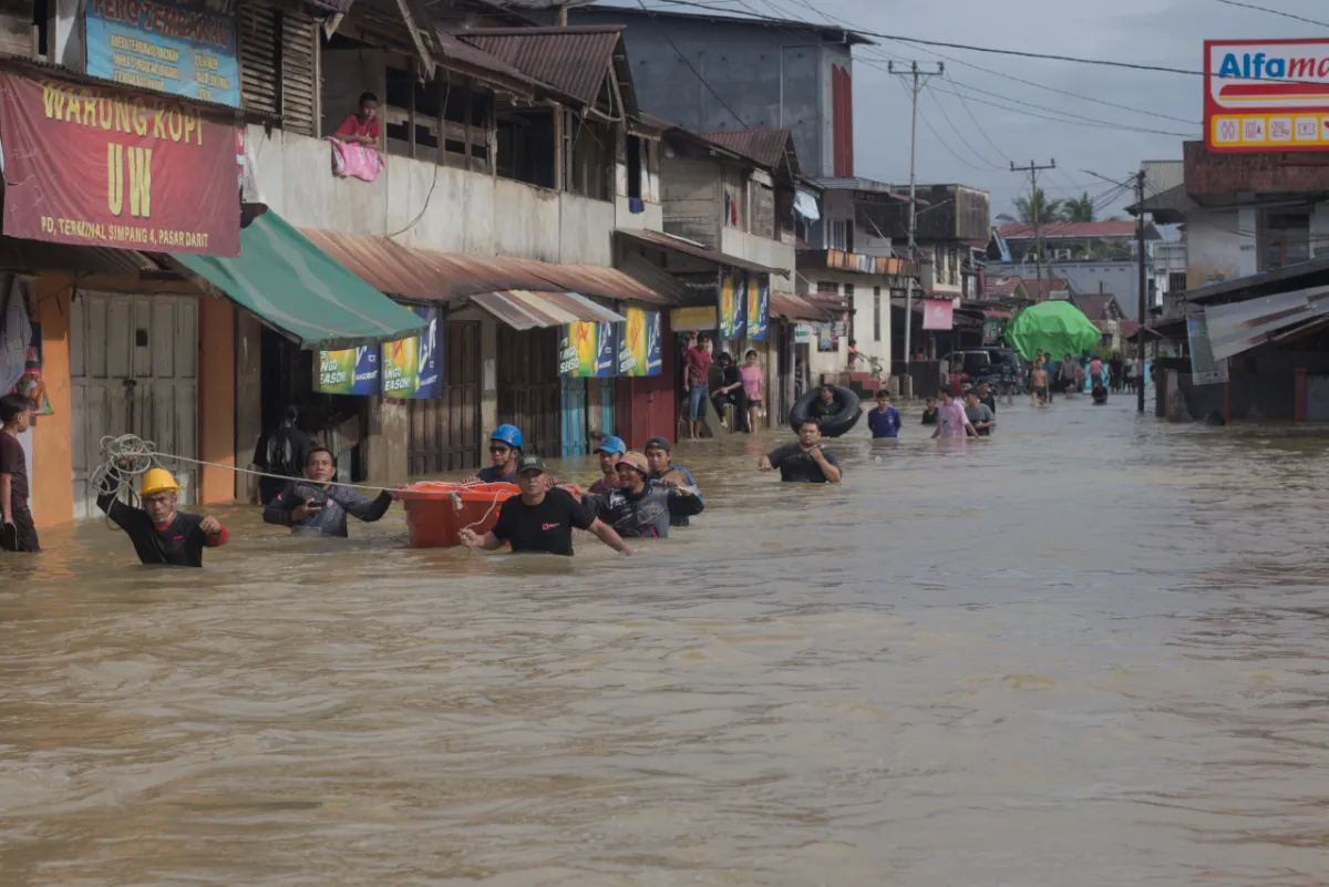 Banjir, Konsekuensi Perusakan Alam yang Berlangsung Lama hingga Saat ini