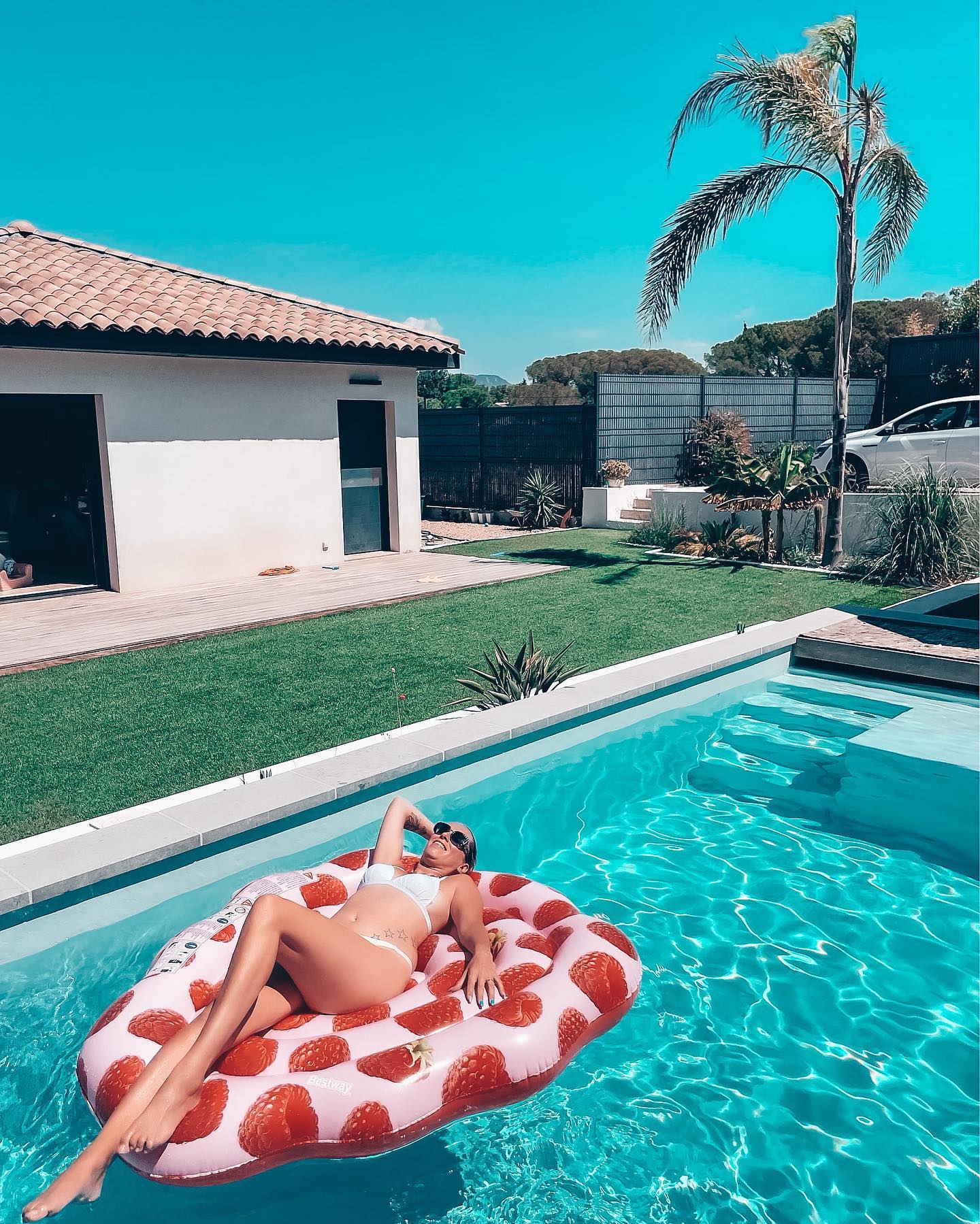 Instagram contest