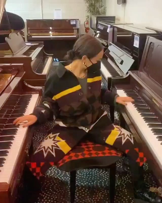 Instagram contest