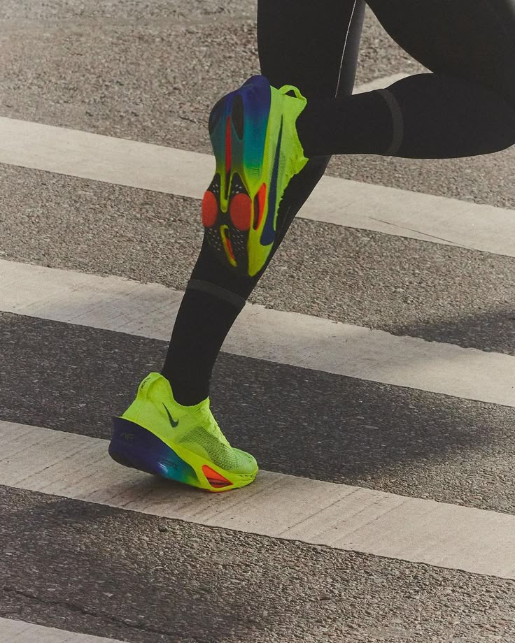 Sports & Athletic Footwear Brands