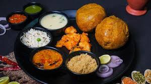 top madhya pradesh food influencers