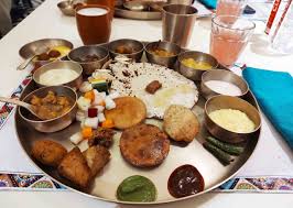 top varanasi food influencers