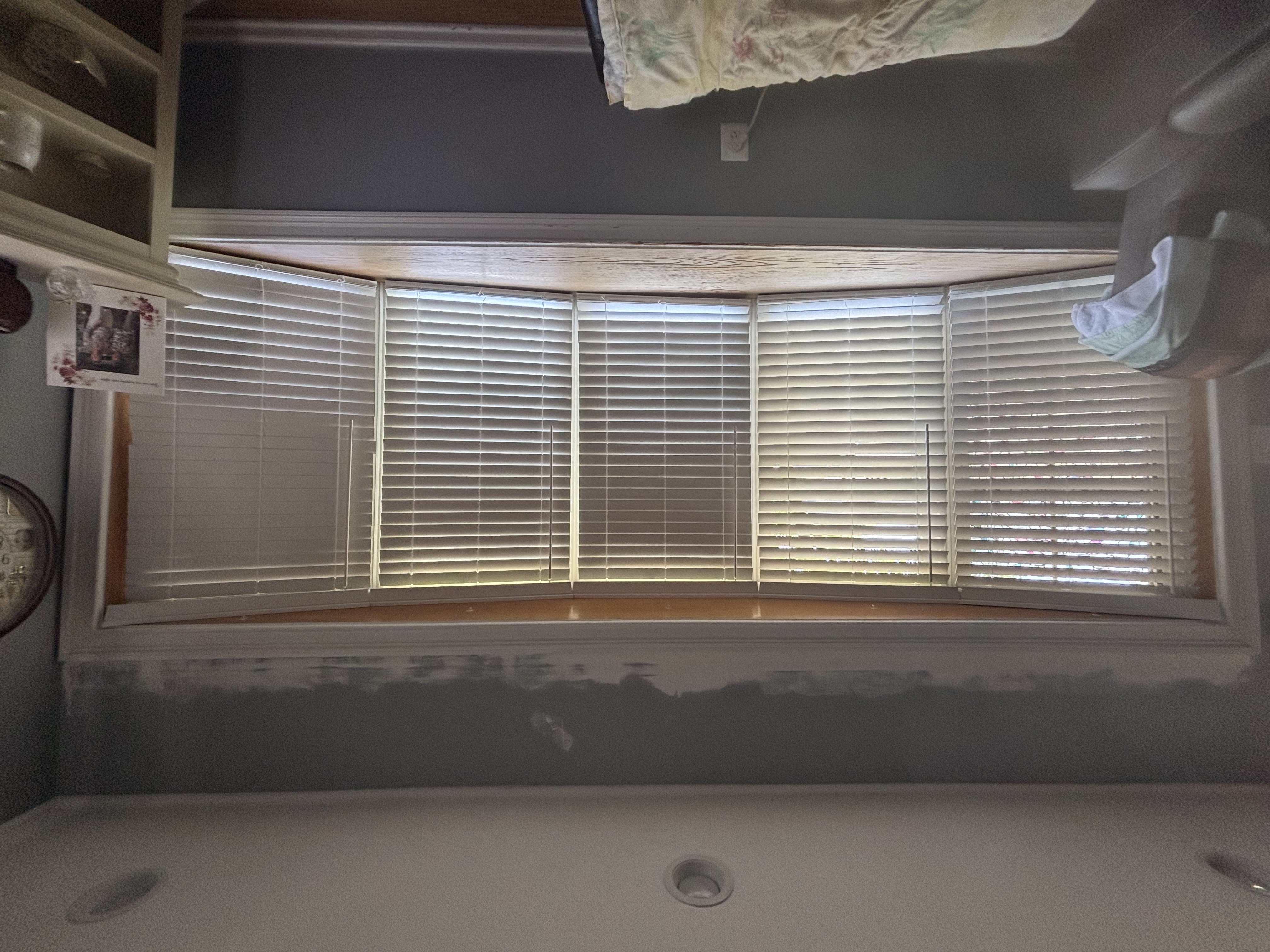 Faux Wood installed in 19154