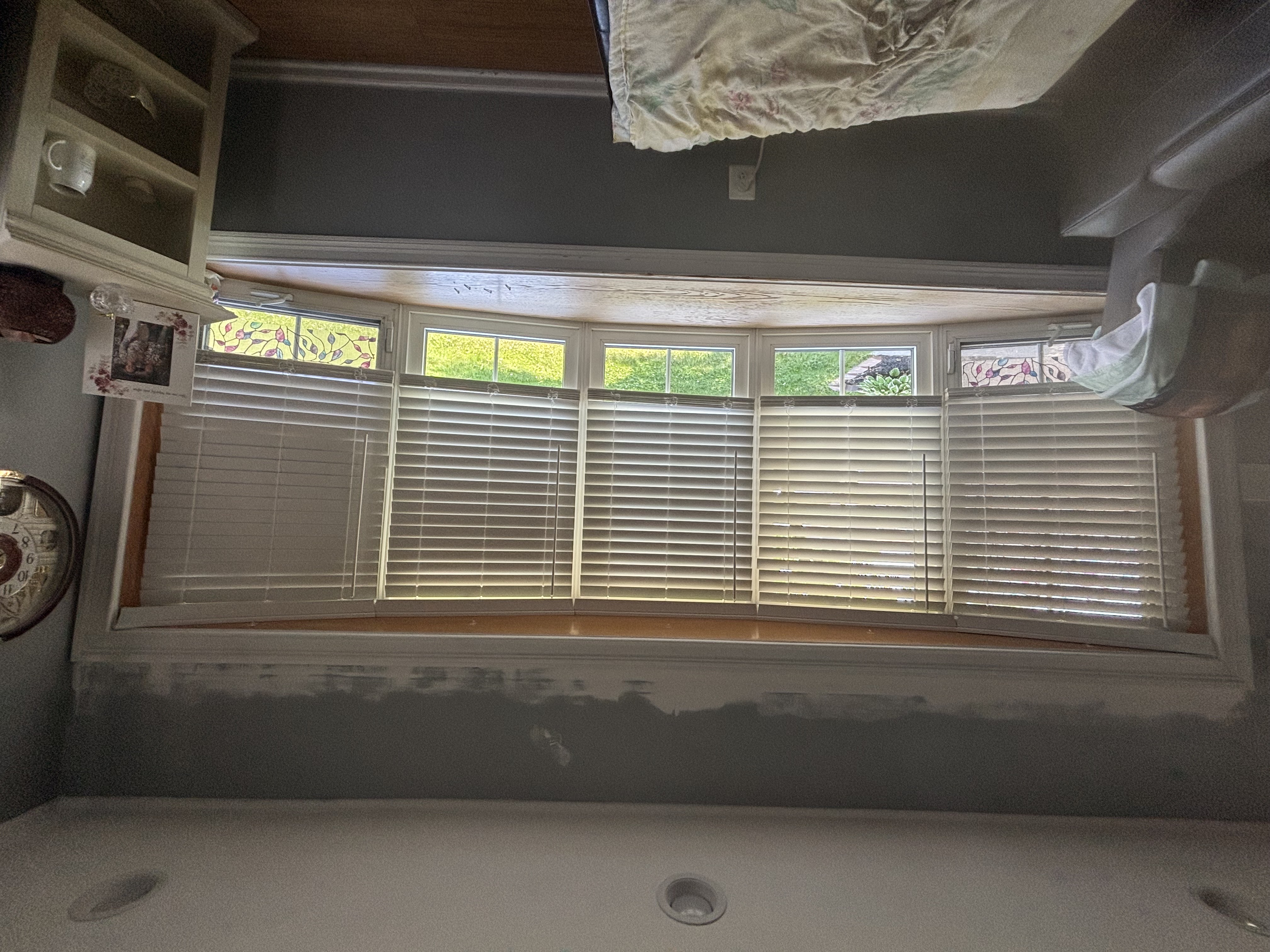 faux-wood installed in 19154