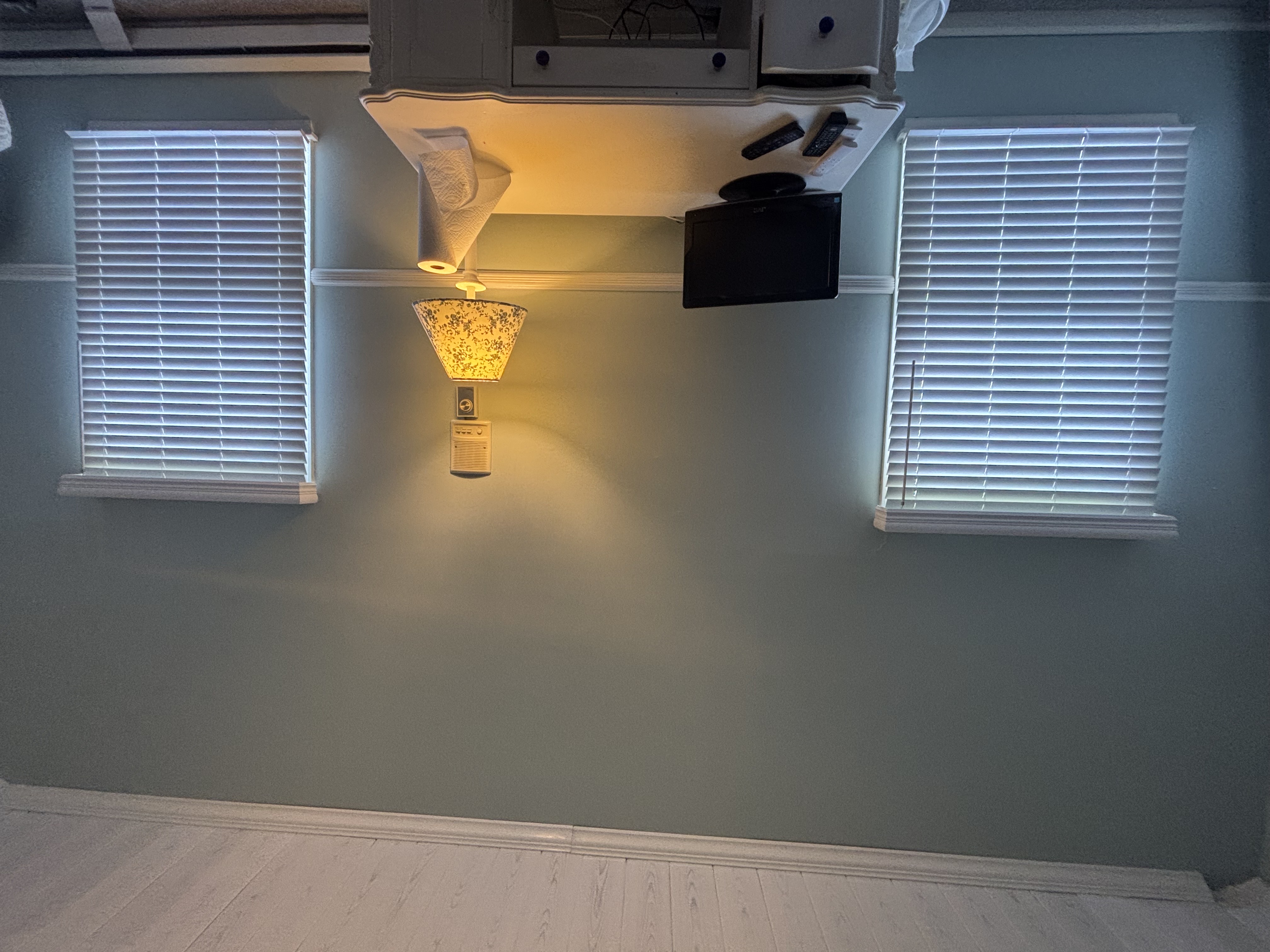 Faux Wood & 3-on-1 installed in 19020