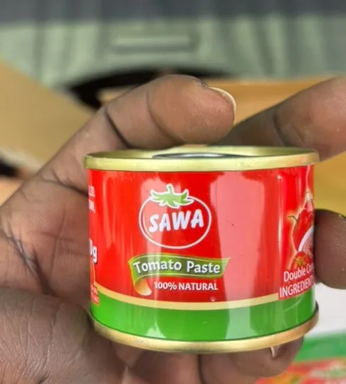 Concentré de tomate Sawa, boîtes de 70 g, le carton