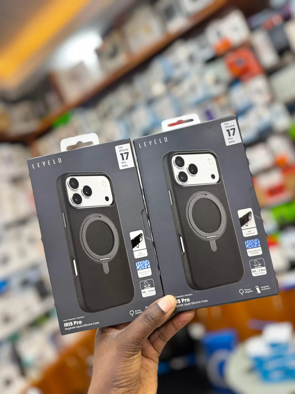 Coque en silicone Levelo Iris Pro MagSafe avec béquille, iPhone 17 Pro Max