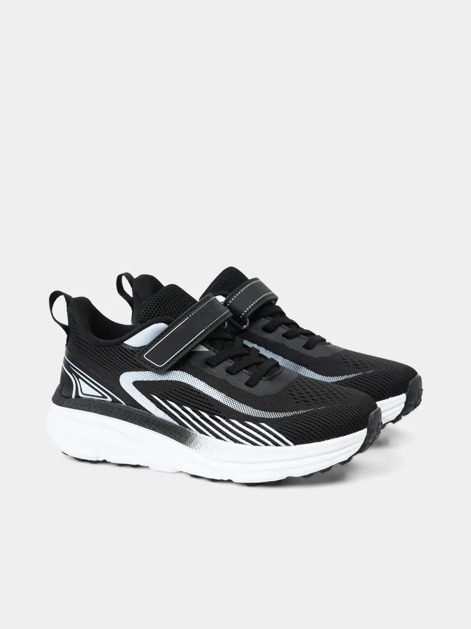 Town Team teen boys’ lightweight sneakers