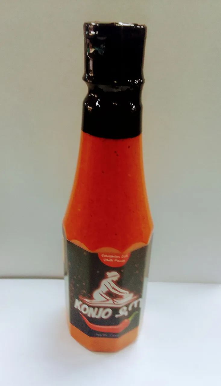 Konjo data chilli sauce, 330 ml